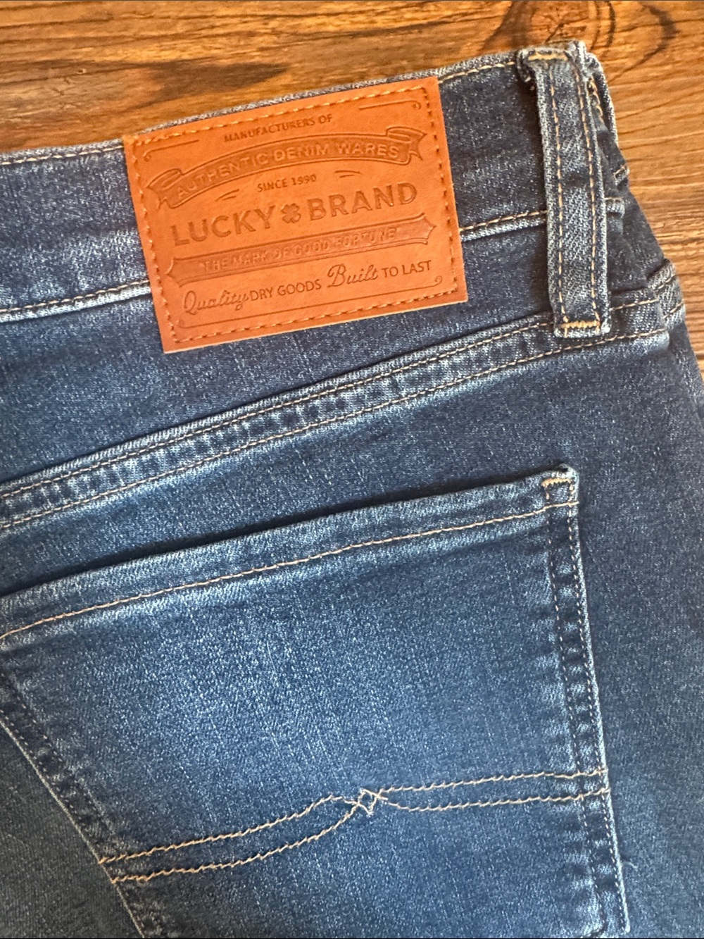 Lucky Brand sweet mid rise boot jeans size 14 / 32R - Picture 5 of 8